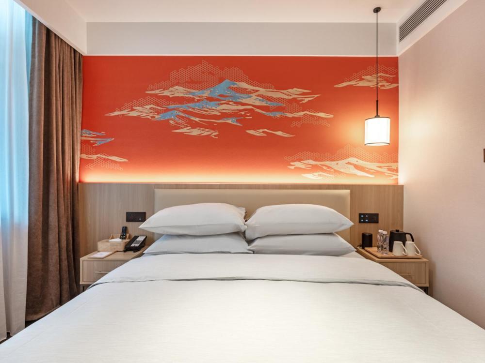Yunju Hotel Beijing Yonghe Palace Guijie Siheyuan Buitenkant foto
