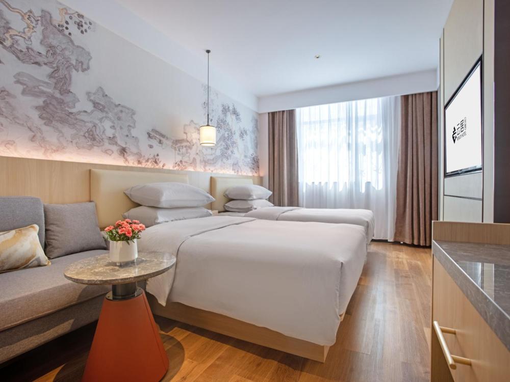 Yunju Hotel Beijing Yonghe Palace Guijie Siheyuan Buitenkant foto