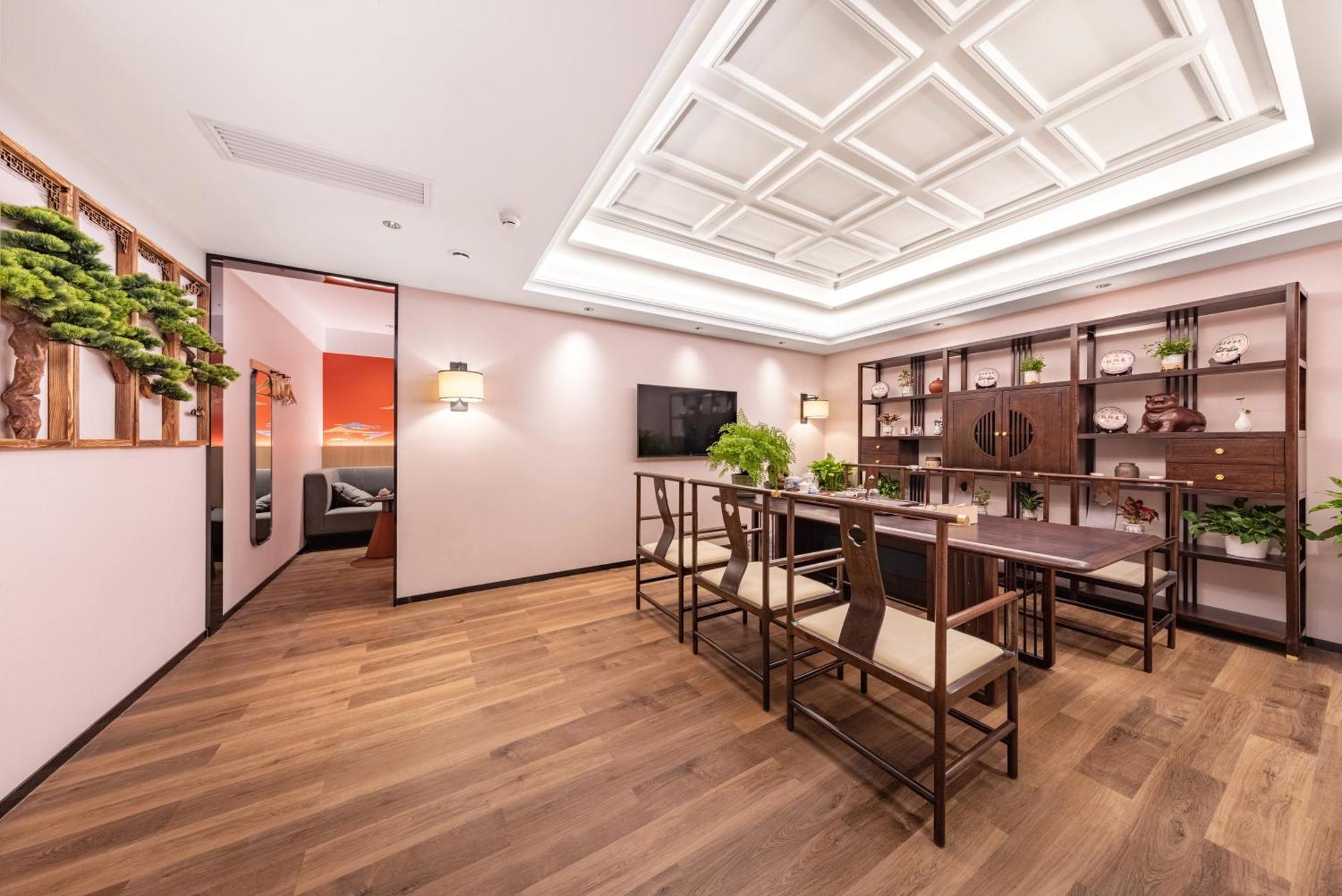 Yunju Hotel Beijing Yonghe Palace Guijie Siheyuan Buitenkant foto